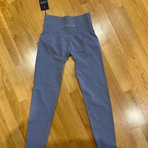 Light grey NVGTN leggings new with tags size medium